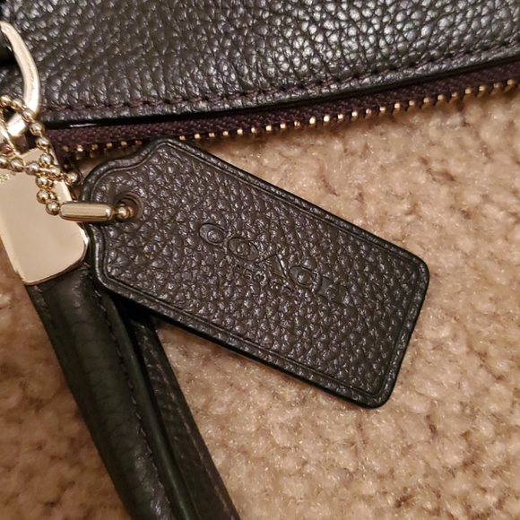 Authentic Coach Chocolate Handbag - Picture 8 of 8
